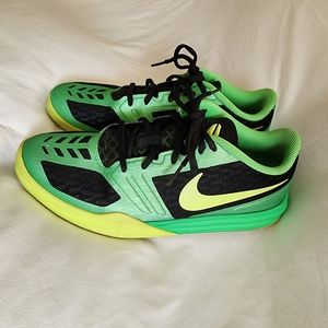 Nike KB Mentality Kobe Bryan Black/volt/poison Men's size 6